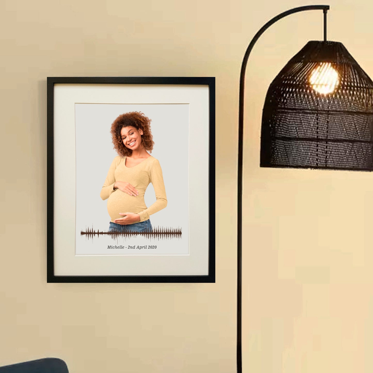 Baby heartbeat ultrasound soundwave print with expecting mum