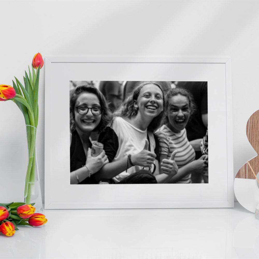 Interactive photo print friends birthday party