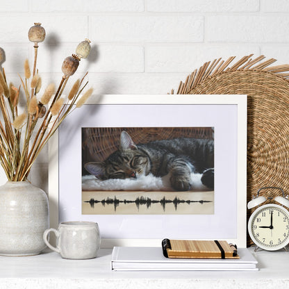 Interactive photo print of a cat with soundwave