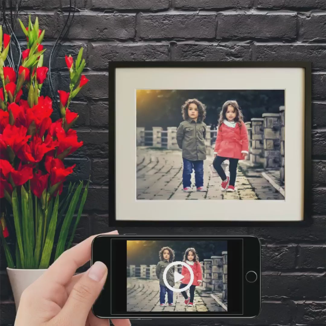 Video demo of an interactive photo print with voice message